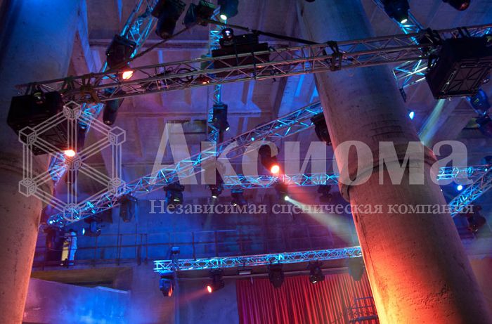Sound, light, video equipment suspension systems and decorations 