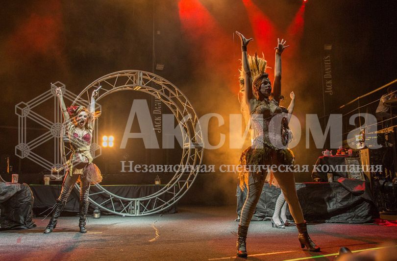 The EMILIE AUTUMN Show within Fight Like A Girl tour
